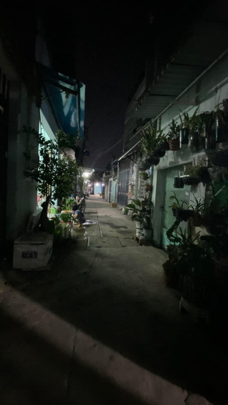 Bán nhà ở đường Bình Thành, Bình Tân gần khu dân cư Vĩnh Lộc giá chỉ 2tỷ150.