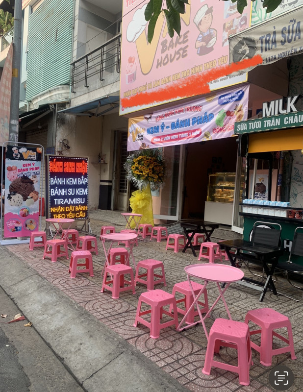 Sang mặt bằng kinh doanh Bánh Kem Tân Phú, TP. Hồ chí minh