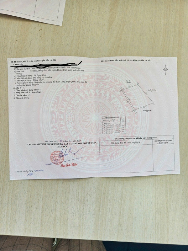 bán lô đất 4tr/m2 bãi thơm phú quốc DT 1000m2 mặt đường DT 973 083 2865 116