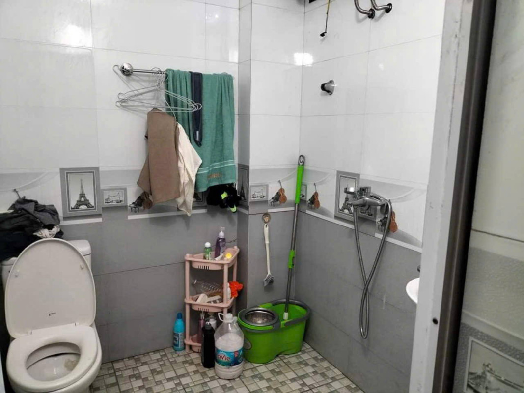 bán nhà 2 tầng phạm văn đồng cầu giấy 6ty DT 62m2 ,MT 5m2 LH 083.2865.116