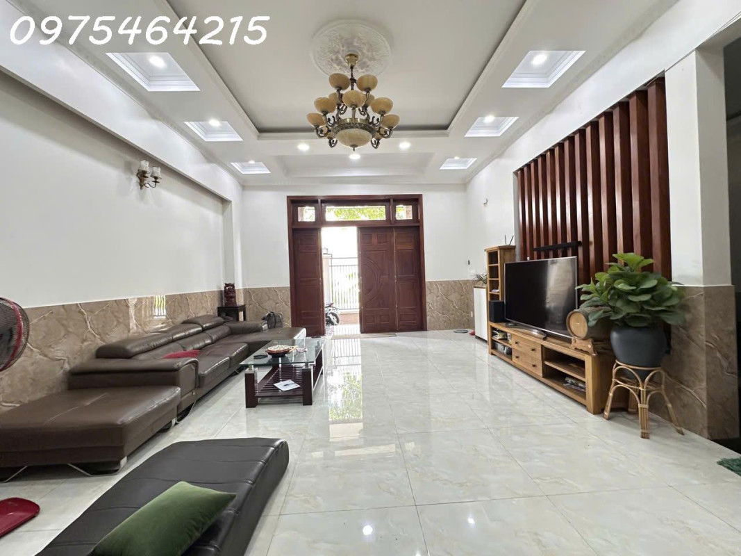 BÁN BIỆT THỰ VEN SÔNG LONG THUẬN VILLA RIVERSIDE – NGAY VINHOMES GRAND PARK QUẬN 9
Giá bán: Chỉ 25.5 tỷ – Thương lượng chính chủ