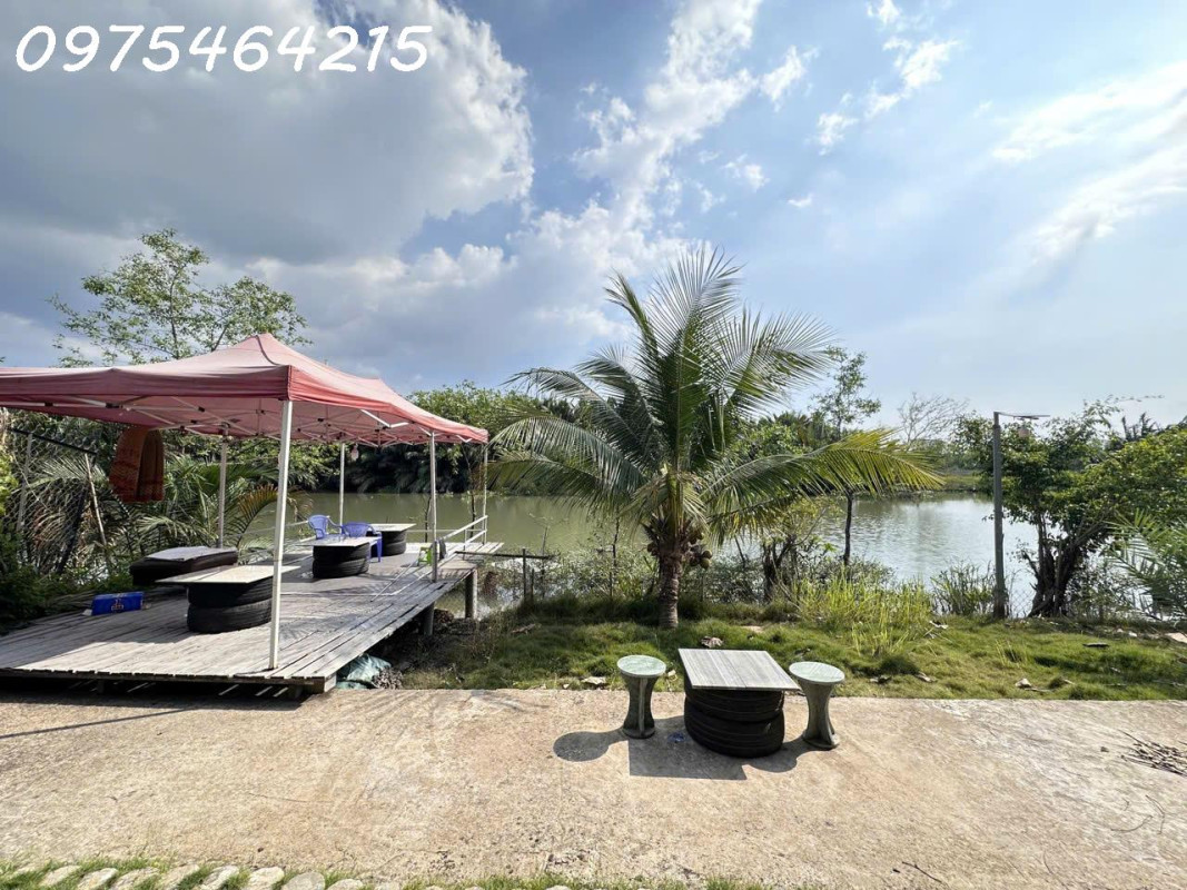 BÁN BIỆT THỰ VEN SÔNG LONG THUẬN VILLA RIVERSIDE – NGAY VINHOMES GRAND PARK QUẬN 9
Giá bán: Chỉ 25.5 tỷ – Thương lượng chính chủ