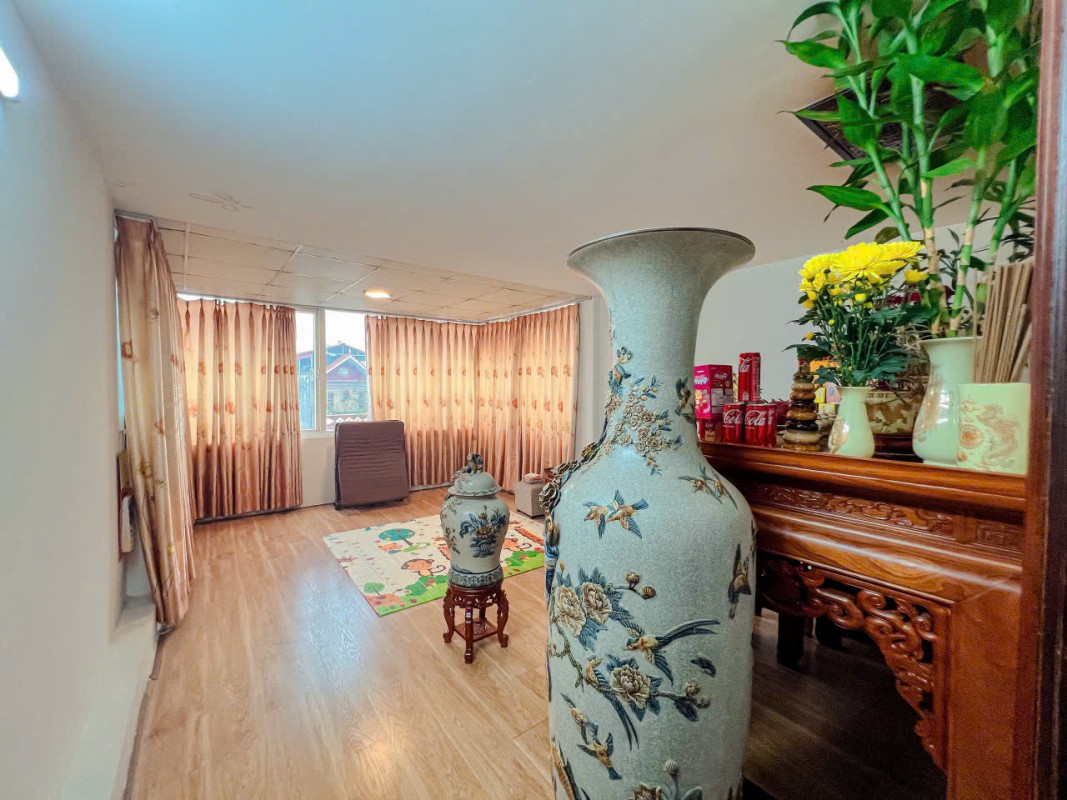 bán nhà bùi xương trạch 4 tầng hà nội ,dt 70m2 giá 24ty bàn giao fun nội thất
