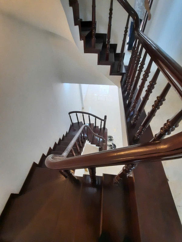 bán nhà mặt phố khương trung thanh xuân 20ty500tr DT42m2 ,4 tầng LH 083.2865.116